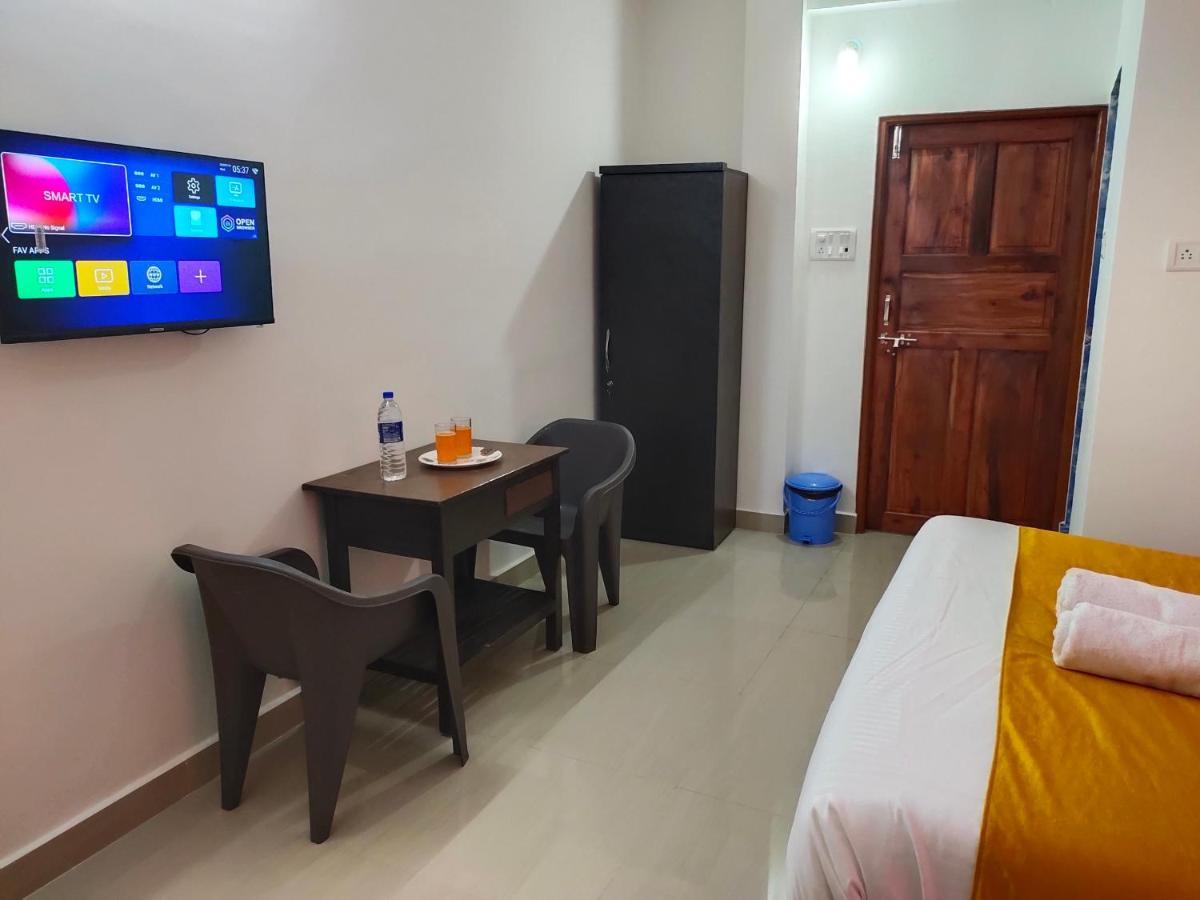 Hotel Om Baga Residency Exteriér fotografie